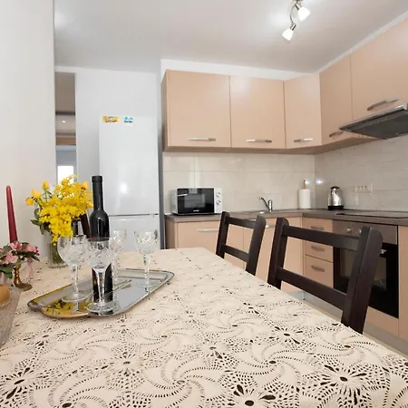 Апартаменти Ive